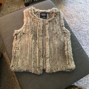 Fur vest